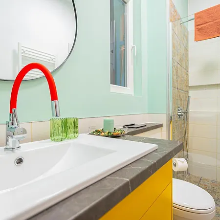 Baross 15 - New Stylish In The Center Apartman *