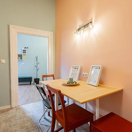 Apartment Baross 15 - New Stylish In The Center
