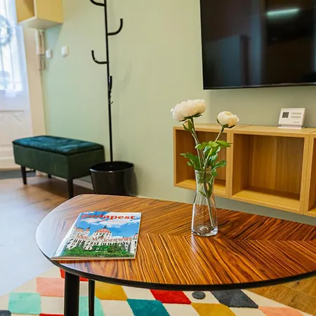 Apartamento Baross 15 - Stylish In The Center Budapeste
